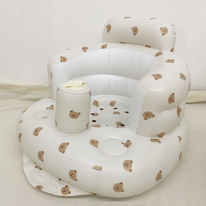 Bequemer Babystuhl mit Wirbelsäulenstütze