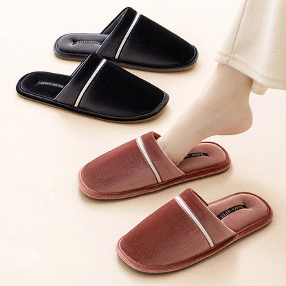PANTOUFLES  EN VELOURS ROUGE 1