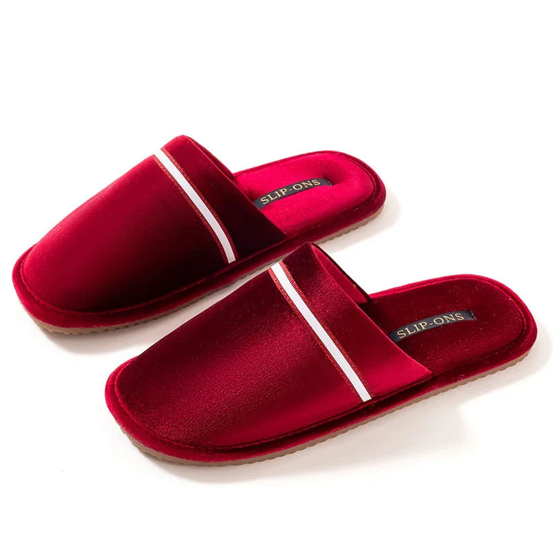 PANTOUFLES  EN VELOURS ROUGE 7