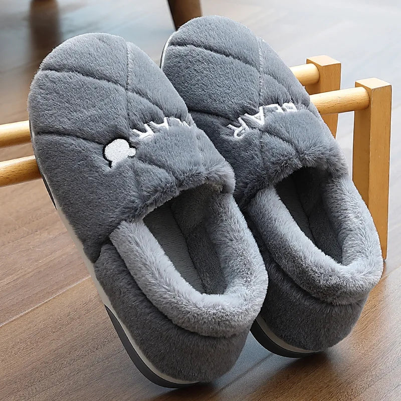 PANTOUFLES À MOTIF