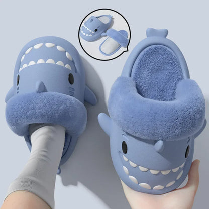 PANTOUFLES REQUIN