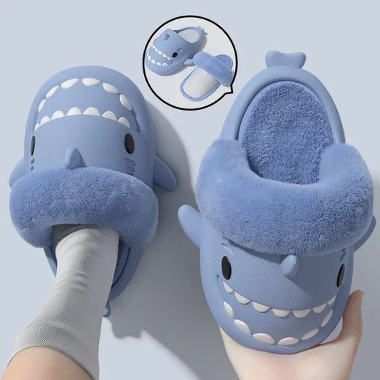PANTOUFLES REQUIN