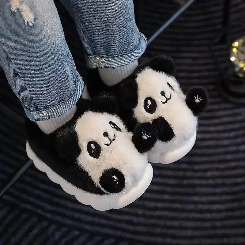Pantoufle noir et blanc pour enfant1