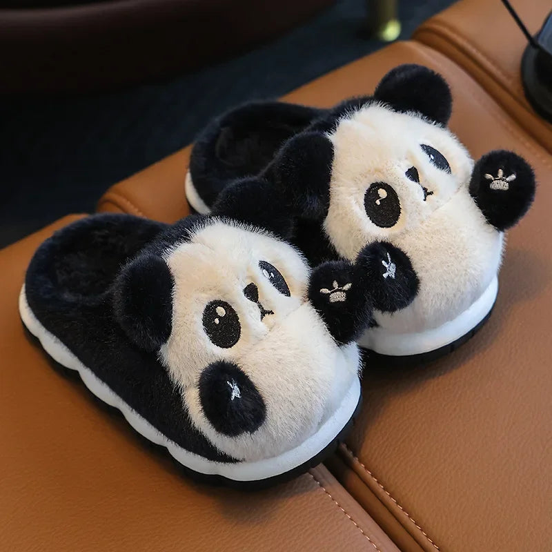 Pantoufle noir et blanc pour enfant7